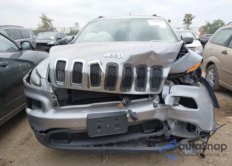 2016 Jeep Cherokee Latitude из США, поврежденный, VIN 1C4PJMCS3GW327662
